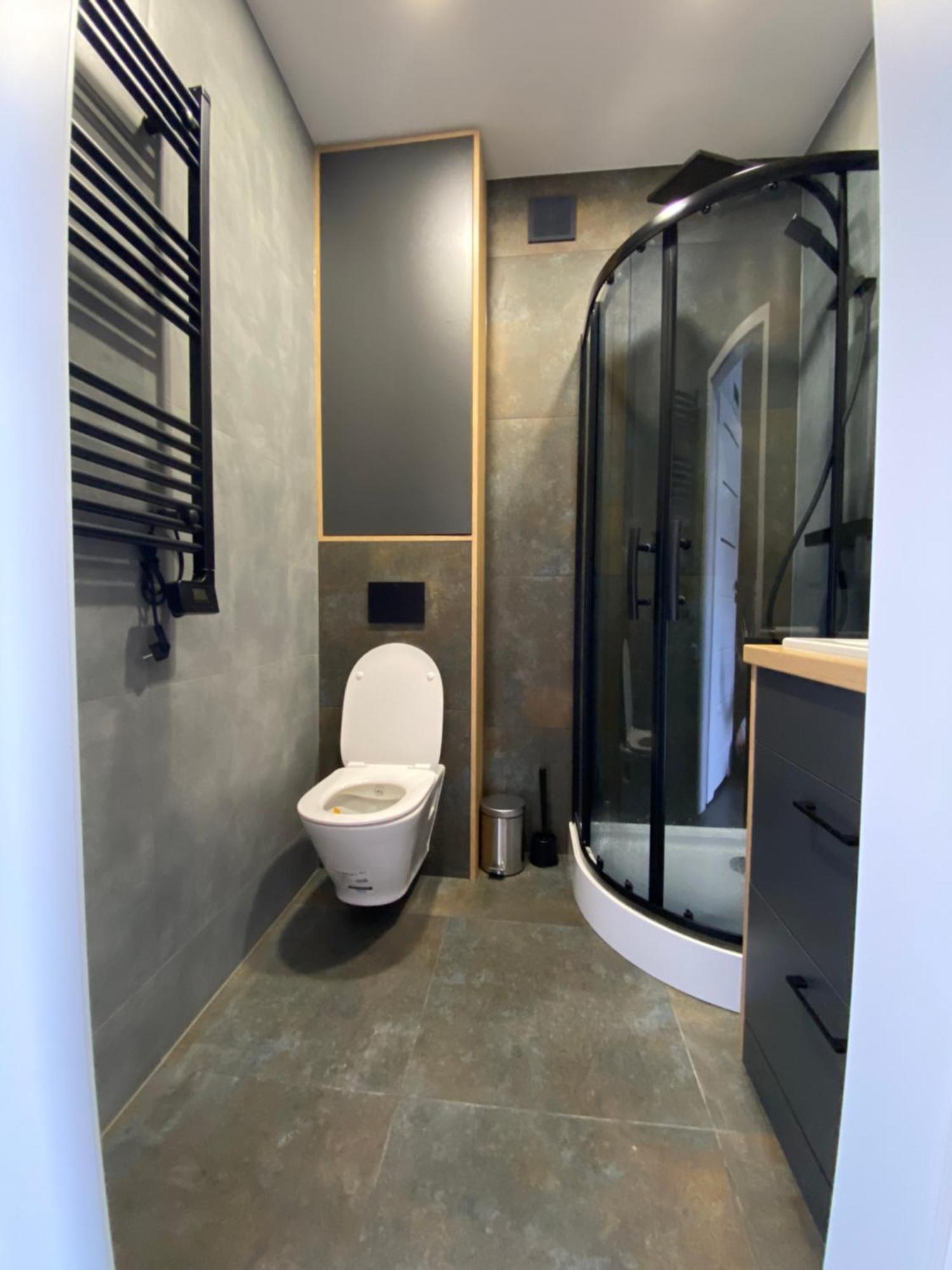Apartament Mini Max 凯尔采 外观 照片