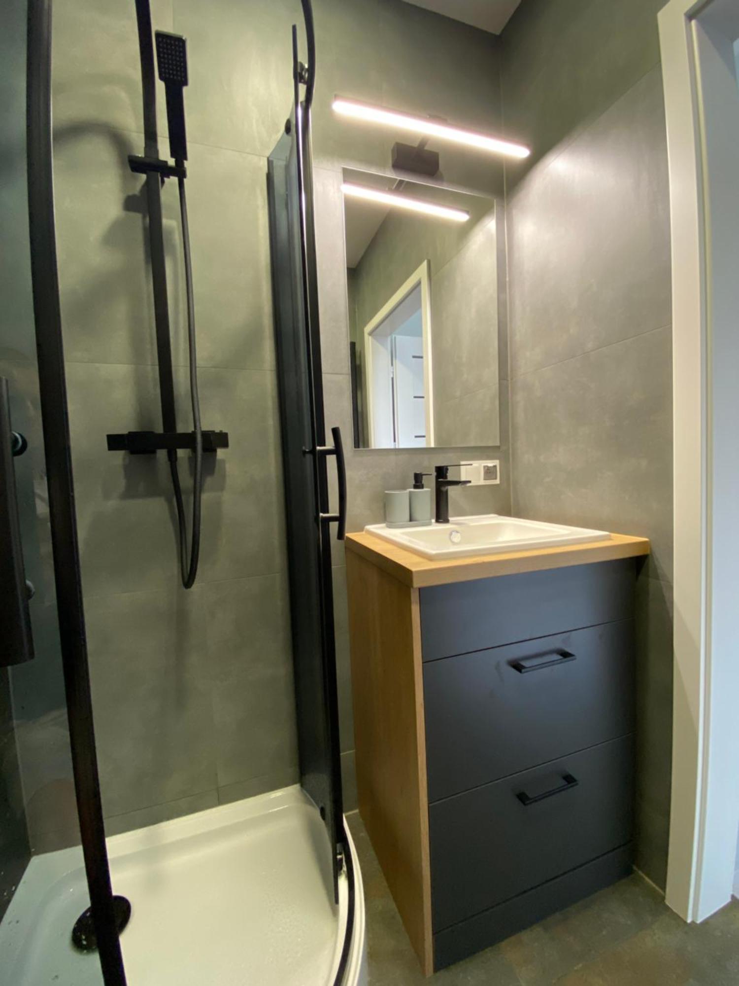 Apartament Mini Max 凯尔采 外观 照片